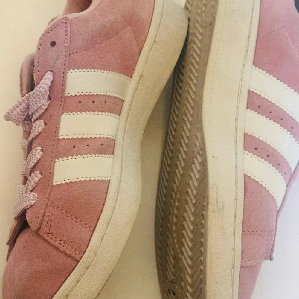Adidas campus 8.5 Women's Pink and White Sneakers